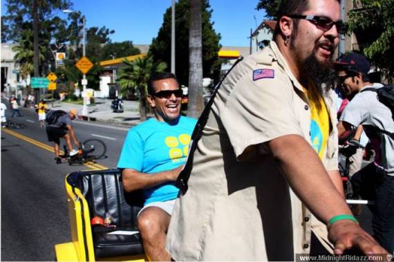 Aktive takes the Mayor for a spin at CicLAvia.  Photo: Midnight Ridazz.com
