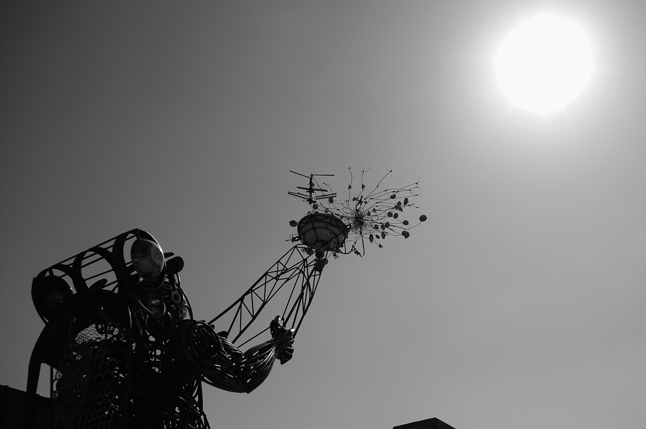 "Wishing on a Star" by Charles Dickson is an eco-kinetic sculpture that sits outside the California African-American Museum, one of several facilities populating Exposition Park. Sahra Sulaiman/Streetsblog L.A.