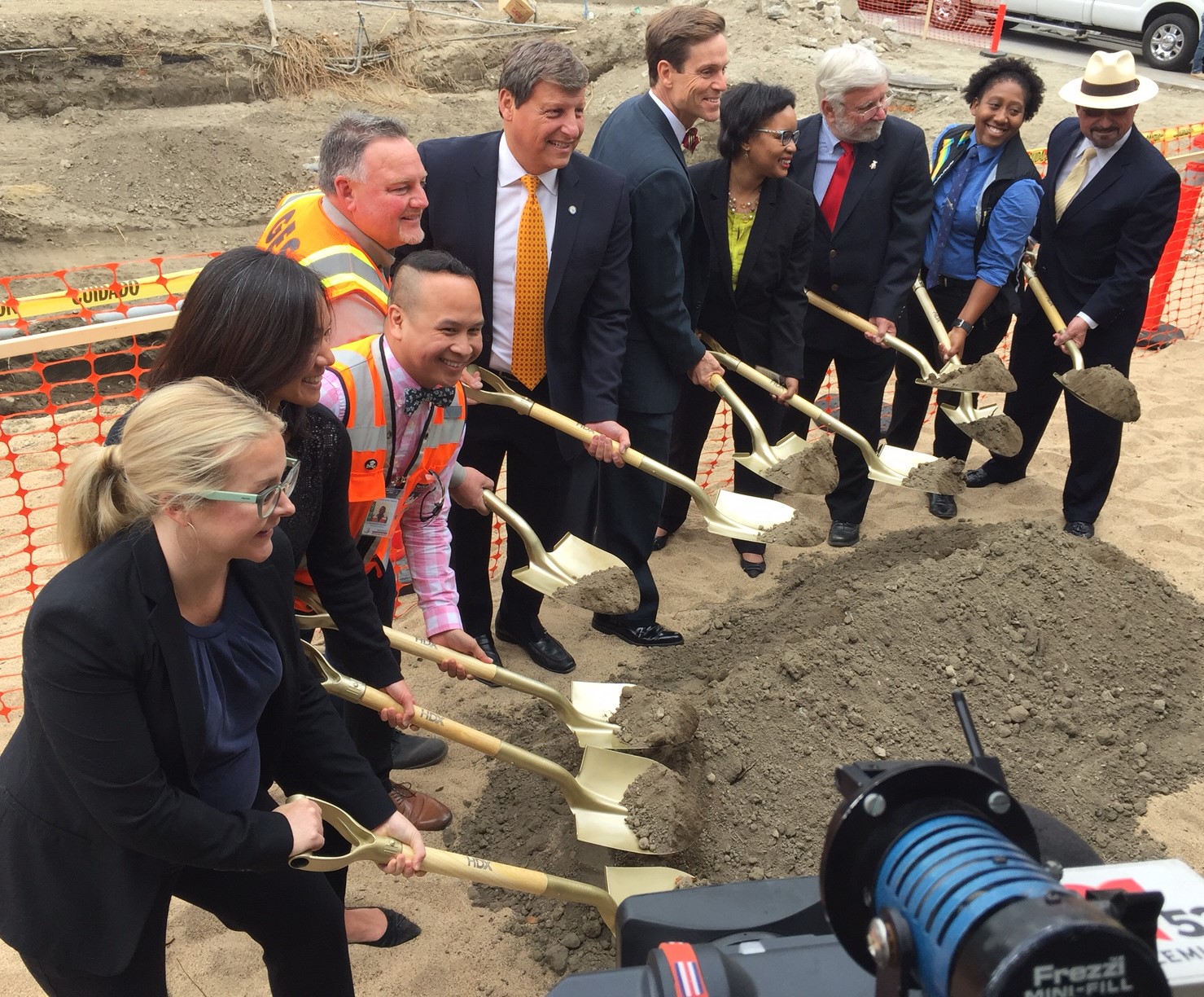 Official groundbreaking ceremony for Metro's Union Station Bike Hub
