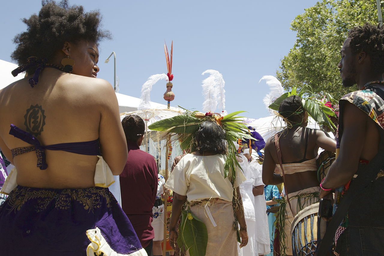 Lining up to begin the procession. Sahra Sulaiman/Streetsblog L.A.