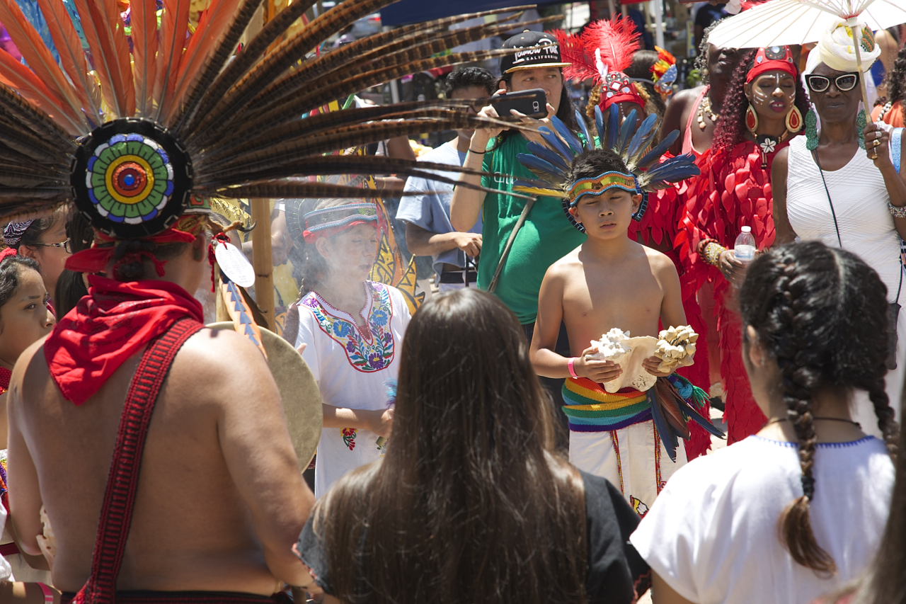 Blessings in Spanish. Sahra Sulaiman/Streetsblog L.A.