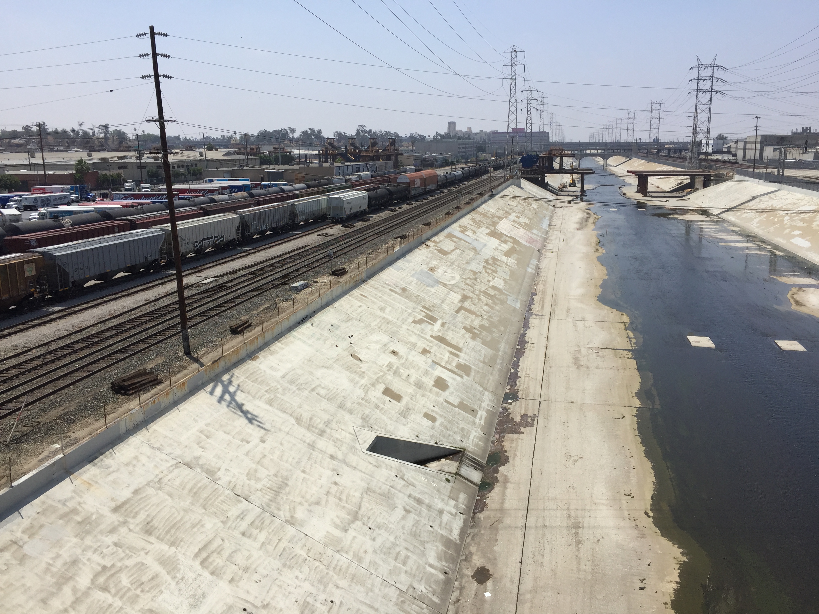 View of 6th Street Viaduct construction from the 4th Street Bridge. So far, the work at the river itself appears to be platforms to support construction above.