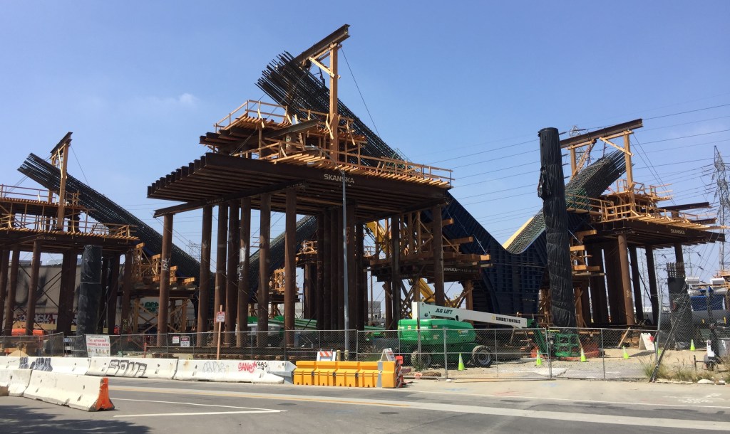Eyes on the Street: Sixth Street Bridge Construction Underway