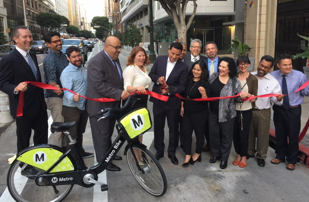 Huizar Cuts Ribbon On Spring Street’s New Protected Bike Lane