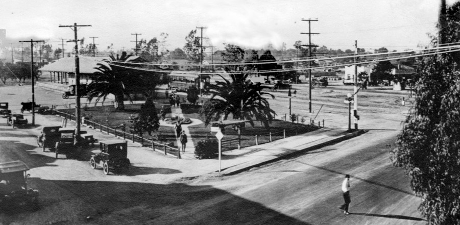 1919 photo of North Hollywood depot plaza - via CSUN archives