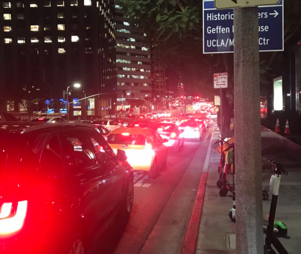 Eyes on the Street: Wilshire’s Car-Only Bus Lane