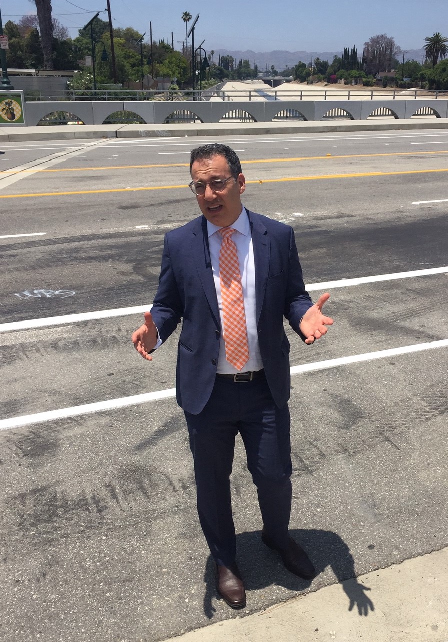 Councilmember Bob Blumenfield celebrating the Winnetka improvements today - L.A. River in the background