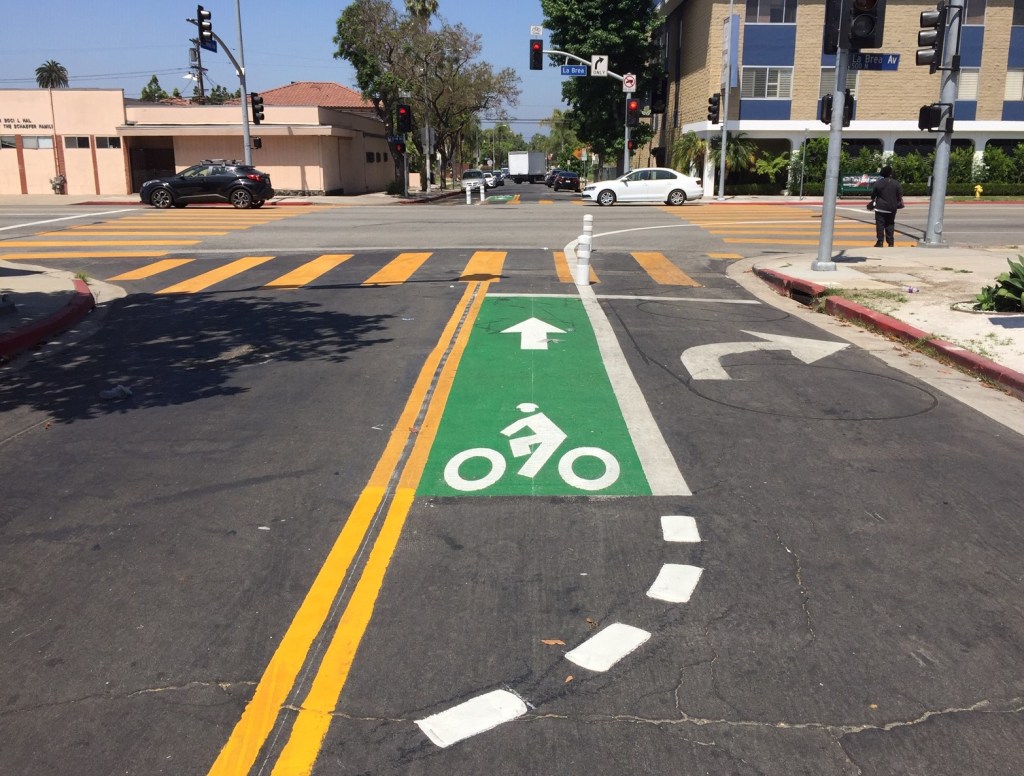 Eyes on the Street: Upgrades To Rosewood Avenue Diverter
