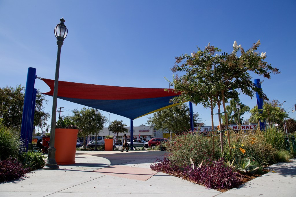 New Shade Structures, Who Dis?: Hoover Triangle 3.0