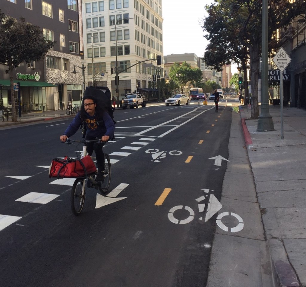 Huizar Opens New Main Street Protected Bike Lanes