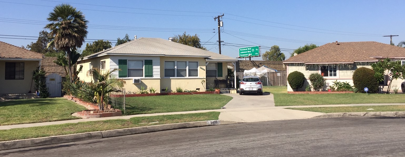 Numerous Downey homes abutt 5 Freeway soundwalls