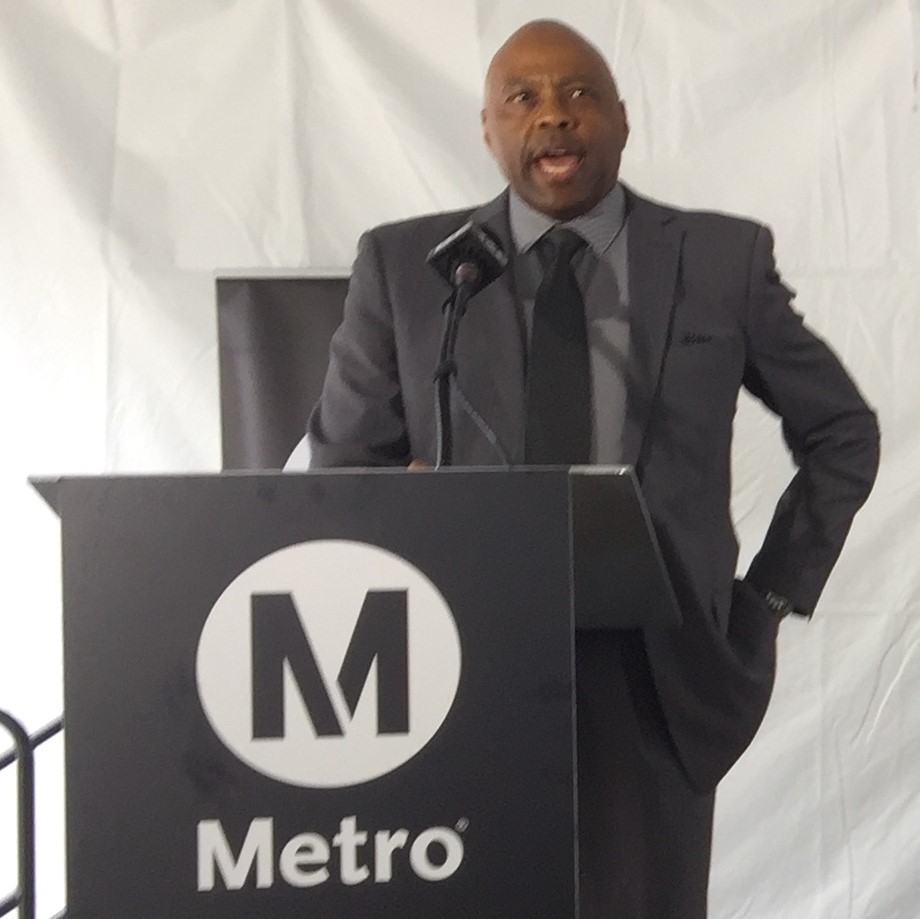 CEO Phil Washington Leaving Metro in May