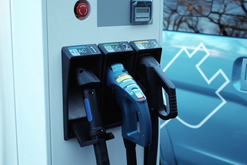 Will an Electric Vehicle Push Kill the Parking Reform Movement?