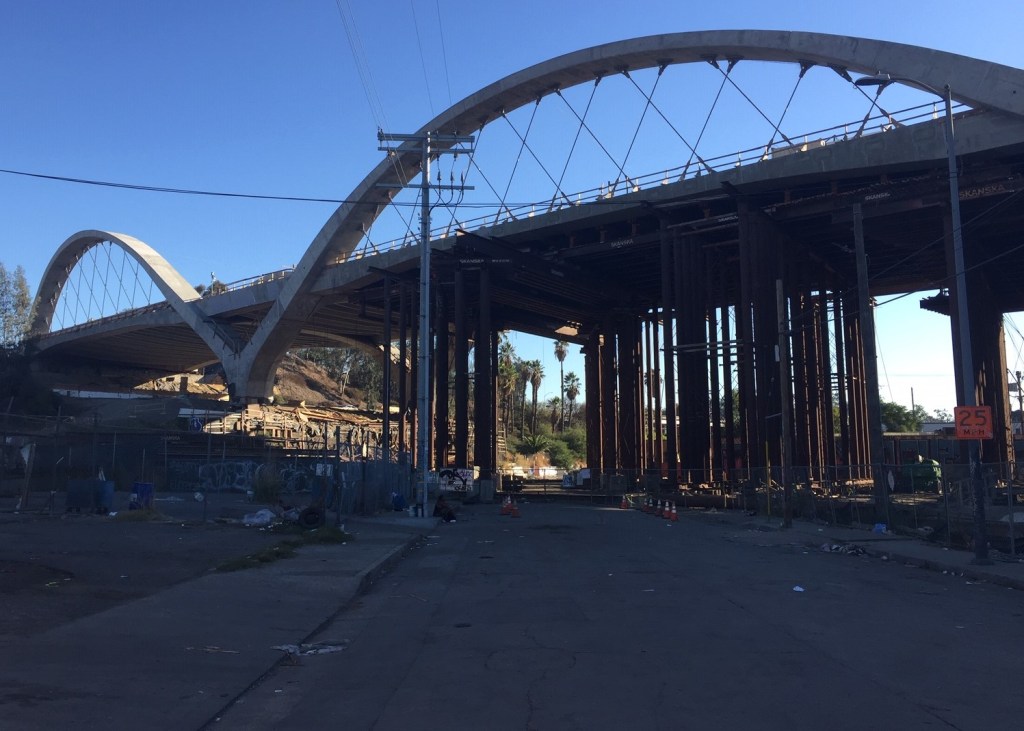 More Progress on the New Sixth Street Viaduct