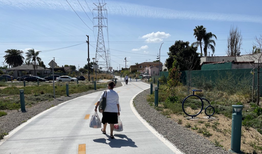 Eyes on the Street: Huntington Park’s Veterans Park Corridor Walk/Bike Trails