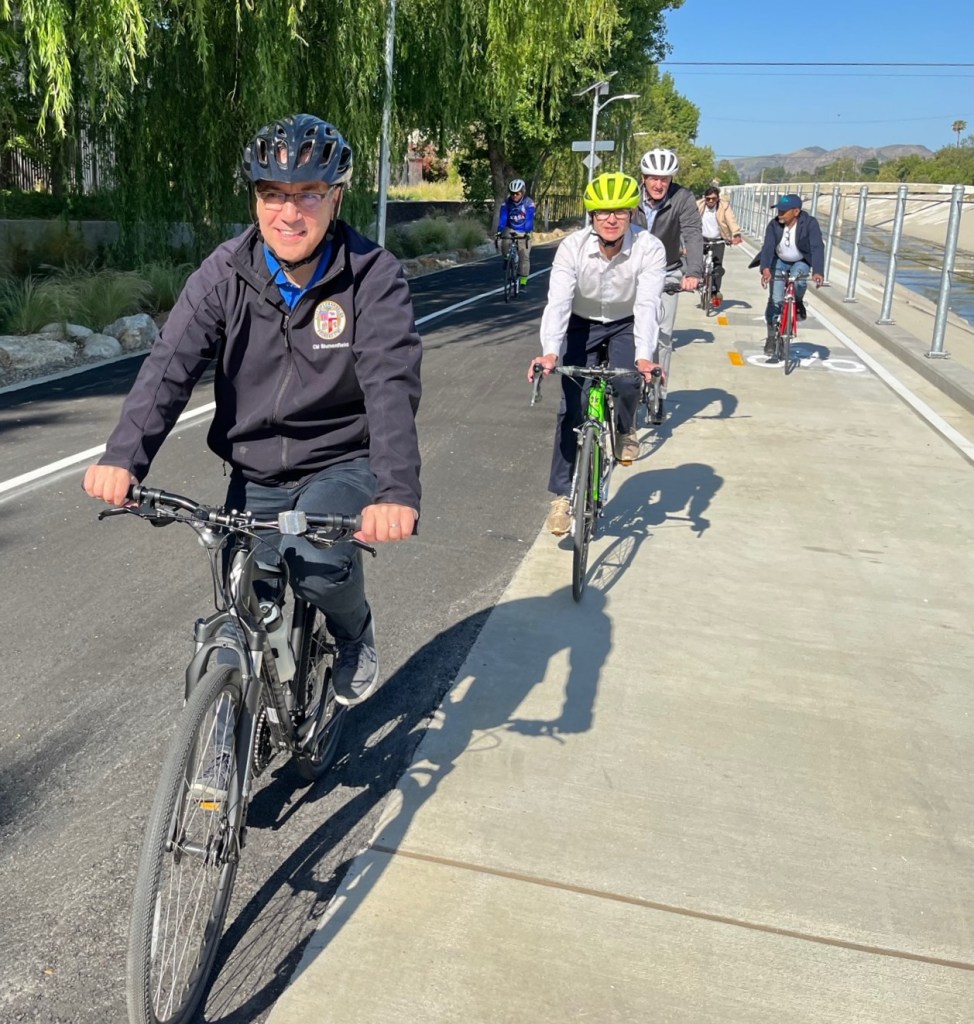 Councilmember Blumenfield Opens New L.A. River Headwaters Bike/Walk Path