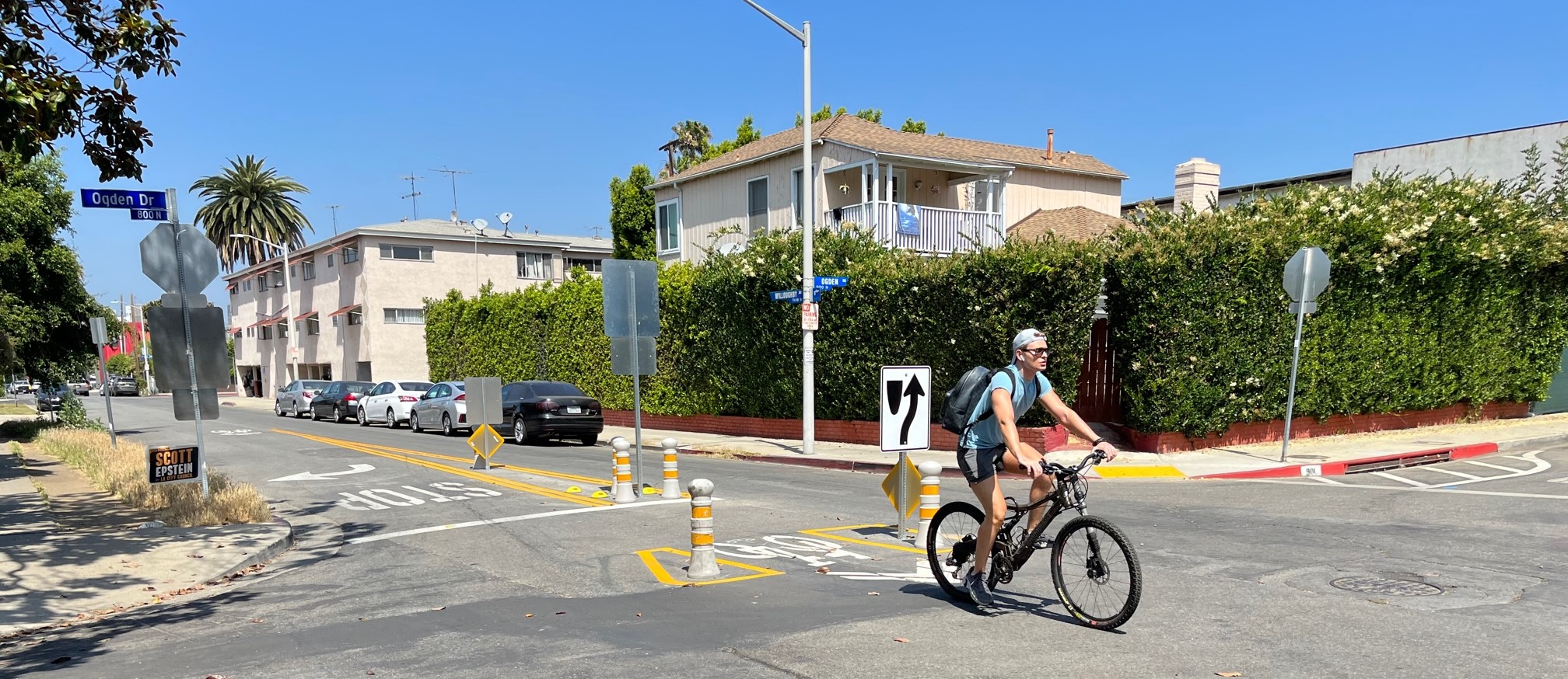Cyclist at the diverter at Willoughby/Ogden