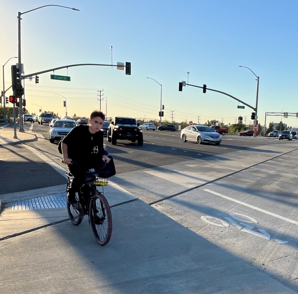 Caltrans and Metro to Upgrade Bike Lanes on New Burbank Boulevard Bridge
