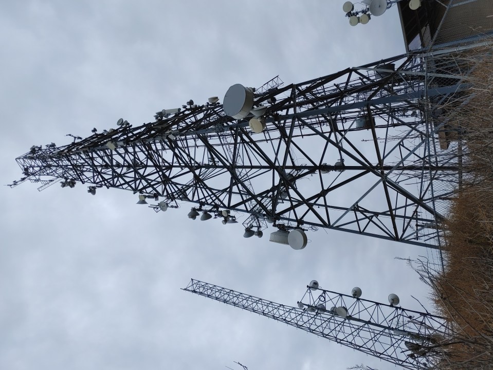 KSSE's radio tower on Schabarum Trail Peak. Credit: Chris Greenspon/SBLA