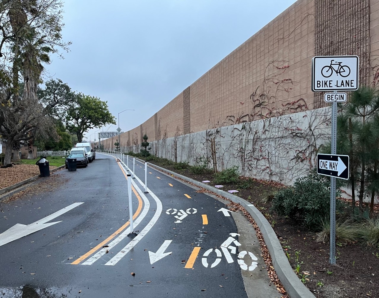 North end of Burbank's Leland Way bikeway