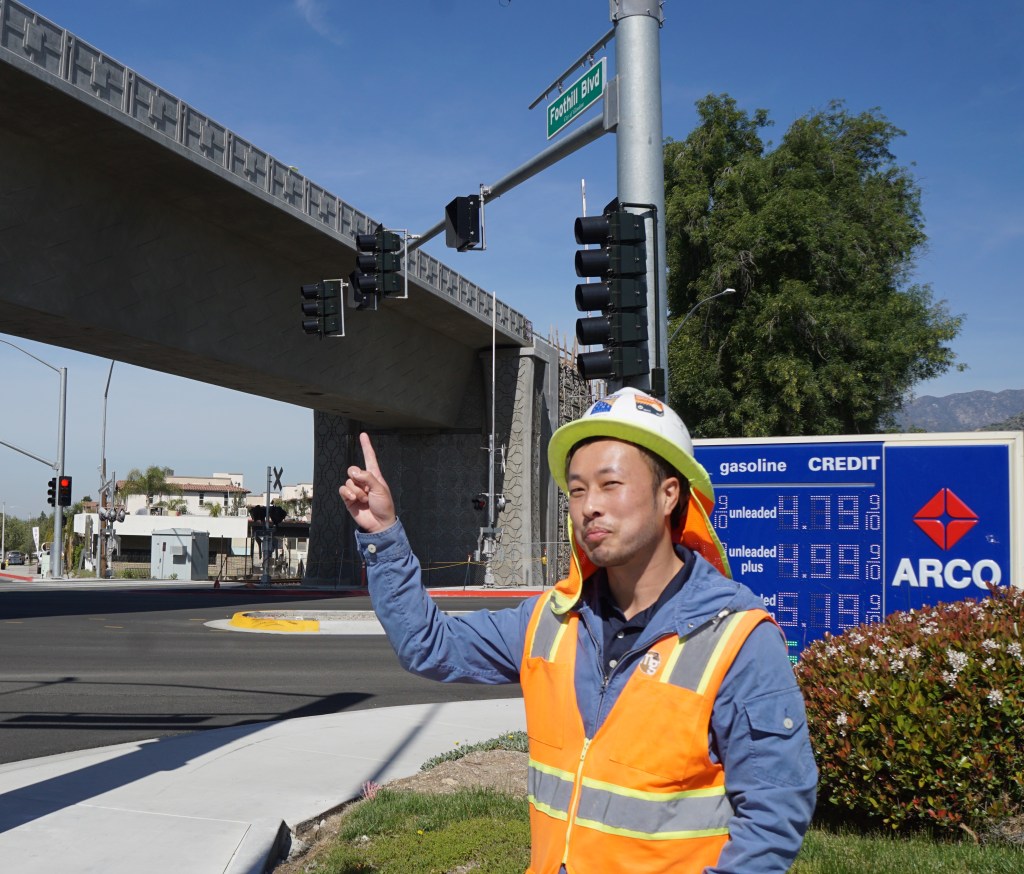 Foothill Gold Line: Bridge and Crossing Construction Done Up to Pomona