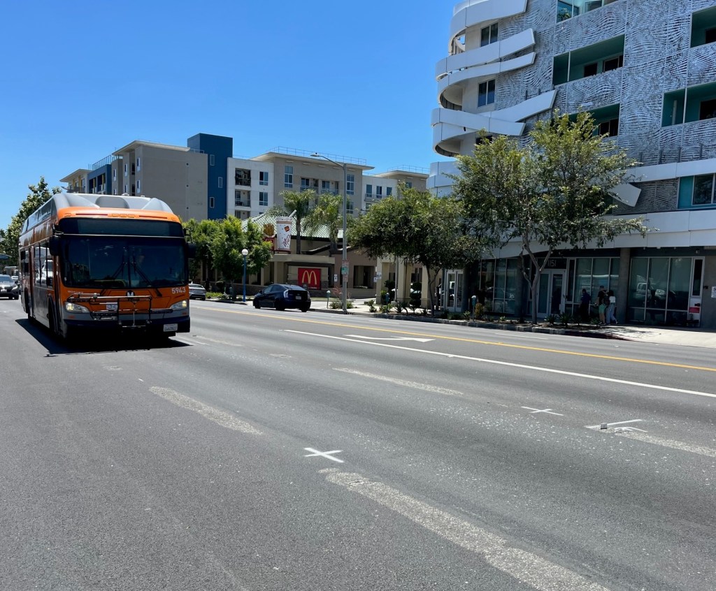 Three Thoughts on the Under Construction La Brea Bus Lanes
