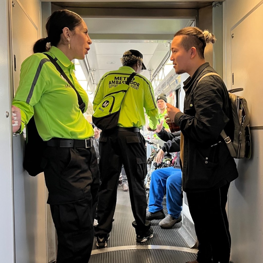 UCLA Study Finds Metro Transit Ambassador Program Is Benefitting Metro Riders