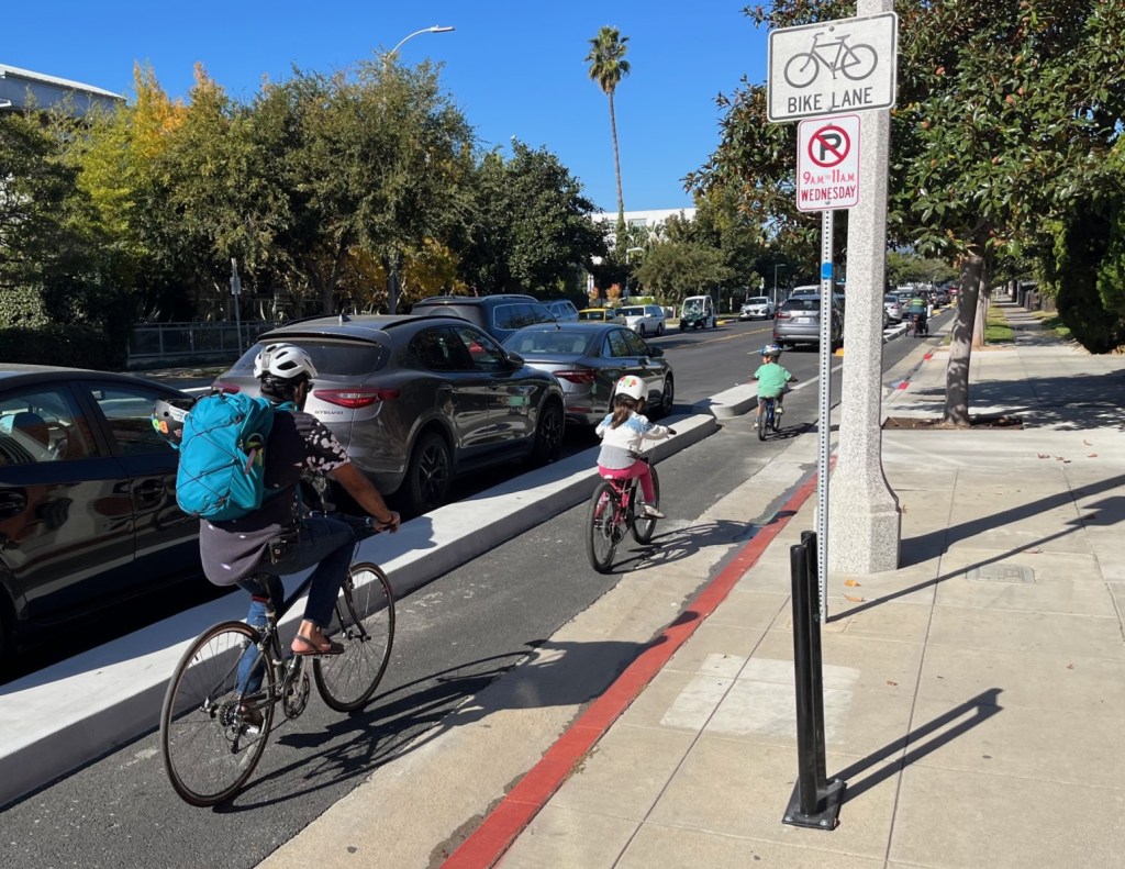 “Watch Out, Amsterdam” Santa Monica Cuts Ribbon Opening Ambitious Curb-Protected 17th Street Bikeway