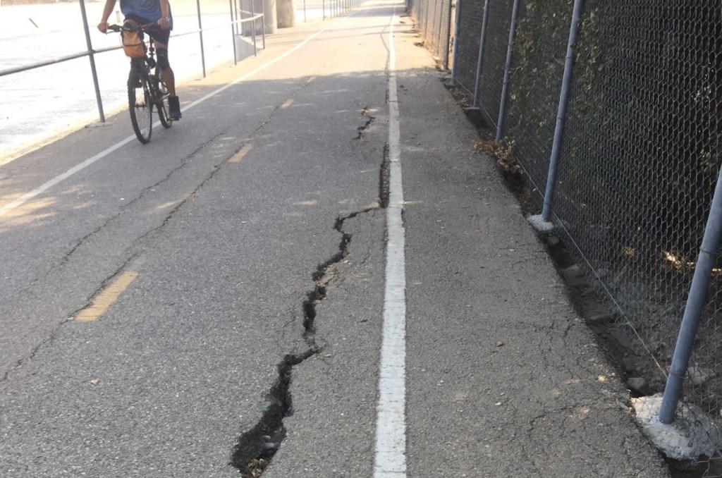 L.A. City Repairing L.A. River Bike Path along Griffith Park