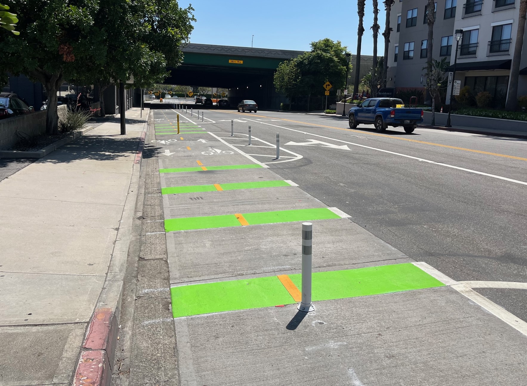 Soft Hit Posts Eyes on the Street: Burbank Front Street Bikeway Under Construction ...