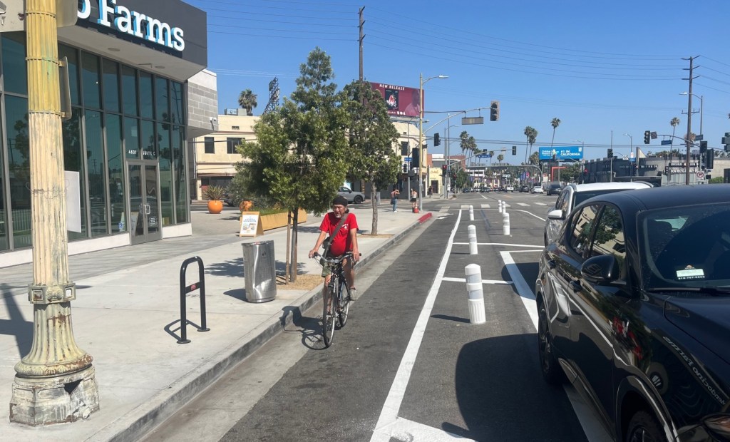 Eyes on the Street: Hollywood Boulevard Bike Lanes are Open