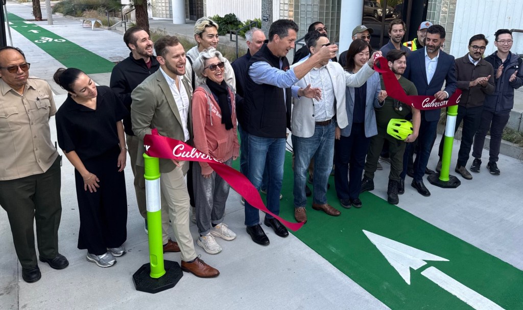 Culver City Cuts Ribbon to Open Robertson Blvd Bus/Bike Facility