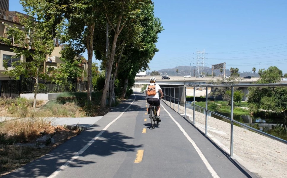 An Olympian Task: Replicating Paris’s Bike Boom in Los Angeles