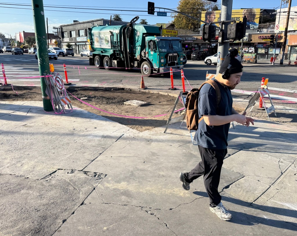 Eyes on the Street: Caltrans Sidewalk Work on Alvarado
