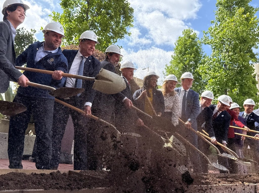 Metro Breaks Ground on North Hollywood to Pasadena Bus Rapid Transit Line