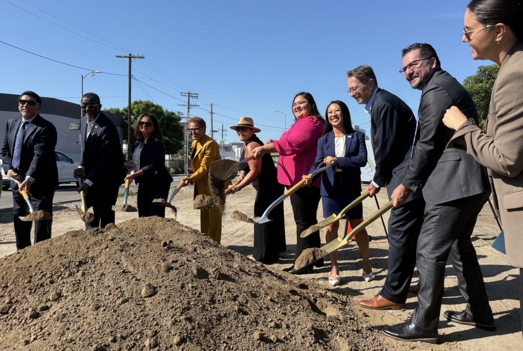 L.A. City Breaks Ground on Spring/Alameda Bike/Walk Improvements