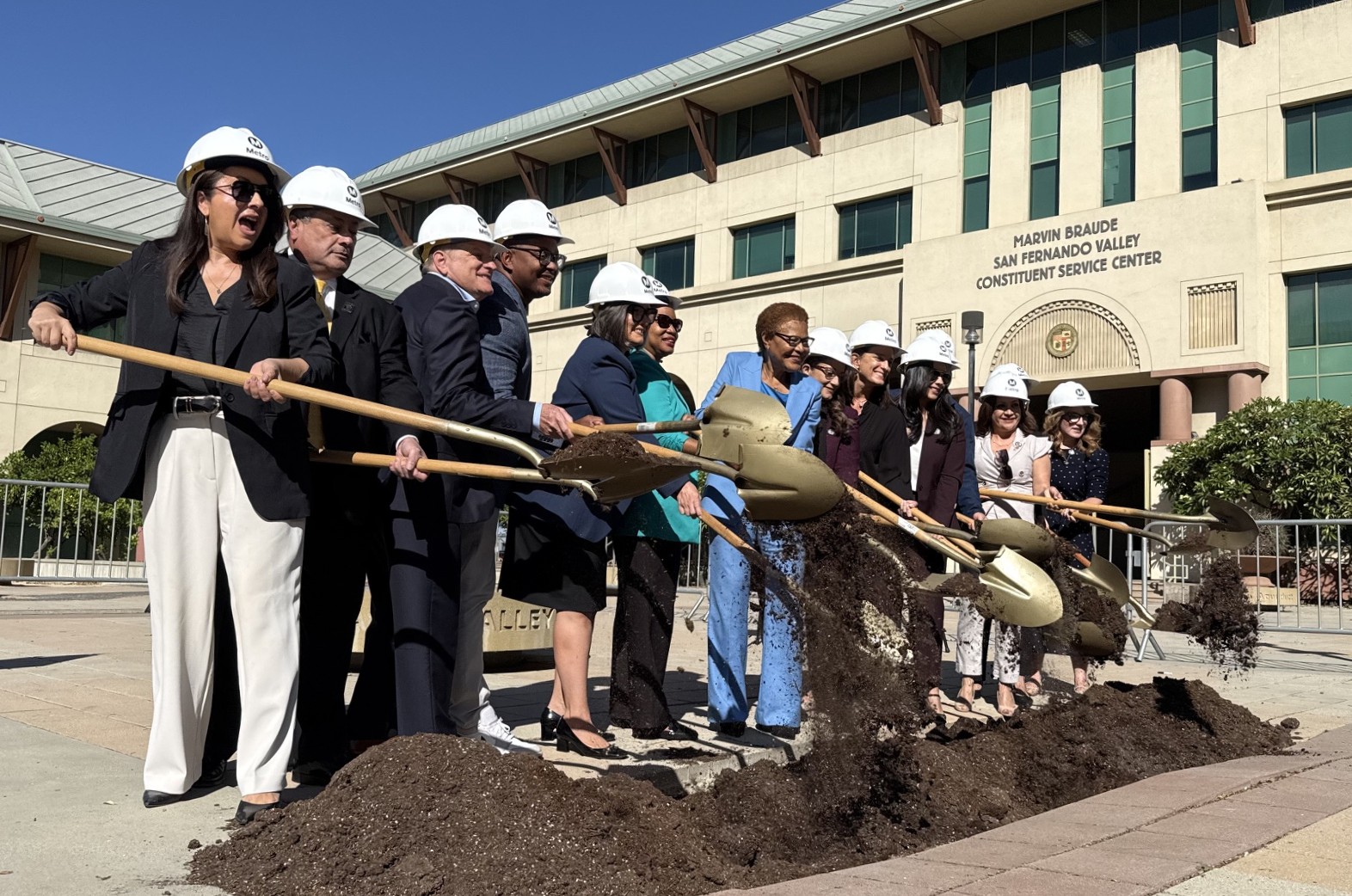 Metro Breaks Ground on Van Nuys Blvd. Rail Major Construction ...