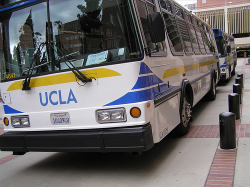 ucla_bus.jpg